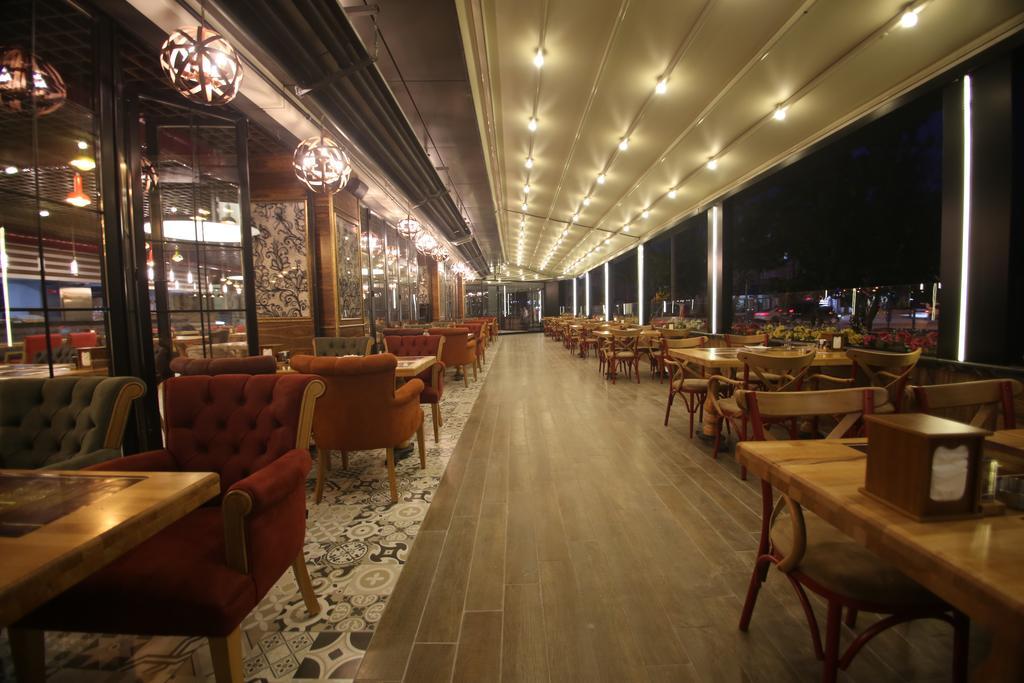 The Corner Hotel Sincan 외부 사진