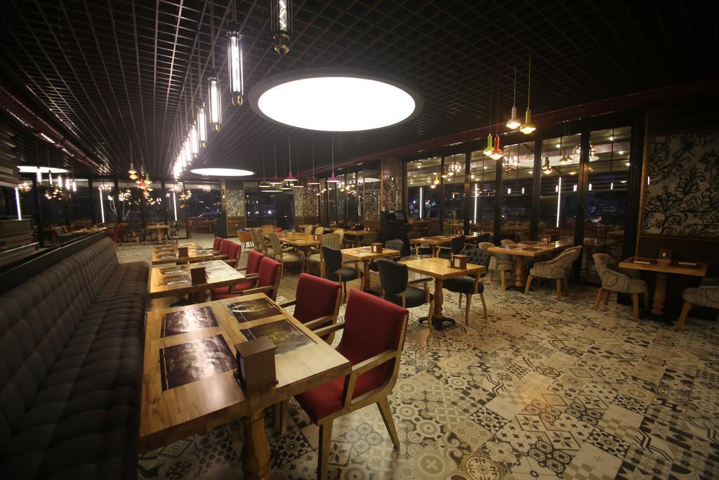 The Corner Hotel Sincan 외부 사진