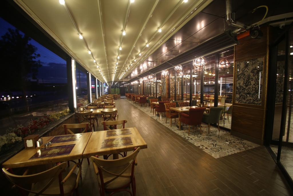 The Corner Hotel Sincan 외부 사진